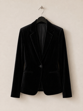 Cargar imagen en el visor de la galería, Blazer Terciopelo Largo Negro
