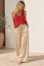 Cargar imagen en el visor de la galería, Pantalón Satinado Beige
