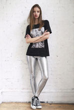 Cargar imagen en el visor de la galería, Legging plateada metalizada tiro alto mujer Fran del Solar
