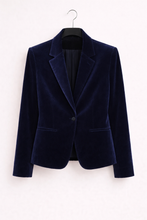 Cargar imagen en el visor de la galería, Blazer Terciopelo Azul Marino
