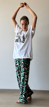 Cargar imagen en el visor de la galería, PANTALON SOFIA ANIMAL PRINT VERDE
