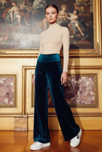 Cargar imagen en el visor de la galería, Pantalon Terciopelo Azul Turquesa
