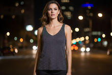 Cargar imagen en el visor de la galería, POLERA BRILLOS
