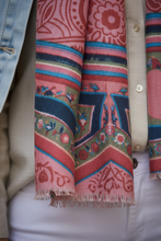 Cargar imagen en el visor de la galería, PAÑUELO ESTAMPADO
