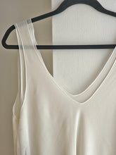 Cargar imagen en el visor de la galería, BLUSA GASA BLANCA
