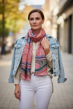 Cargar imagen en el visor de la galería, Pañuelo estampado multicolor para mujer, tela liviana y suave, accesorio femenino Fran del Solar
