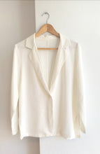 Cargar imagen en el visor de la galería, Blazer oversize de lino color blanco, talla única – Fran del Solar
