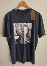 Cargar imagen en el visor de la galería, POLERA KATE FUMANDO
