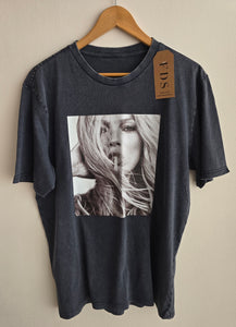 POLERA KATE FUMANDO