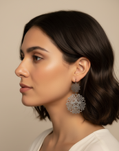 Cargar imagen en el visor de la galería, ARO FLOR DE NOCHE
