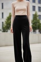 Cargar imagen en el visor de la galería, Pantalon terciopelo negro
