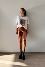 Cargar imagen en el visor de la galería, LEGGING MIAMI (COBRE METALIZADA)
