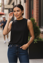 Cargar imagen en el visor de la galería, Polera Algodon sin manga
