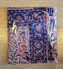Cargar imagen en el visor de la galería, PAÑUELO ESTAMPADO AZUL ROSADO
